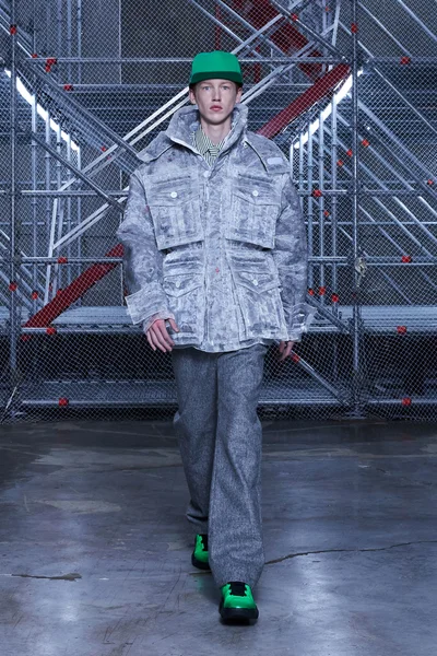 Look 85